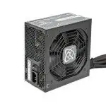 XFX Pro Series 550W 4 XFX Pro Series 550W 2