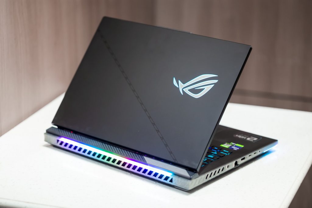 ASUS ROG Strix SCAR 16