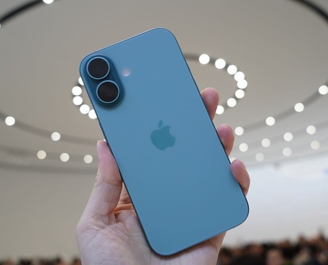 Apple iPhone 16 Plus