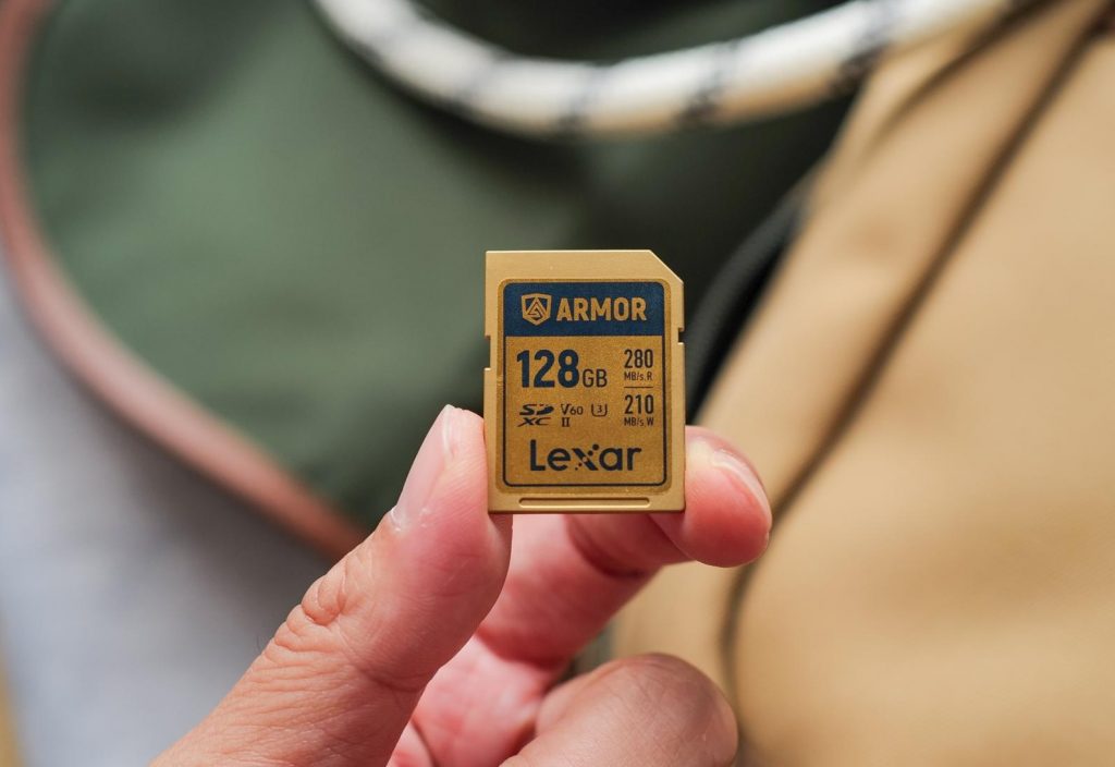 Quick review of Lexar ARMOR GOLD 128GB Stainless steel, UHS-II memory card for professional cameras 2 Lexar ARMOR GOLD 128GB