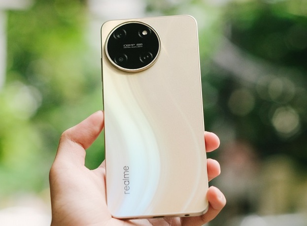 Realme 11 with a performance combo, 67W fast charging, 256GB ROM, Helio G99 chip 2 Realme 11